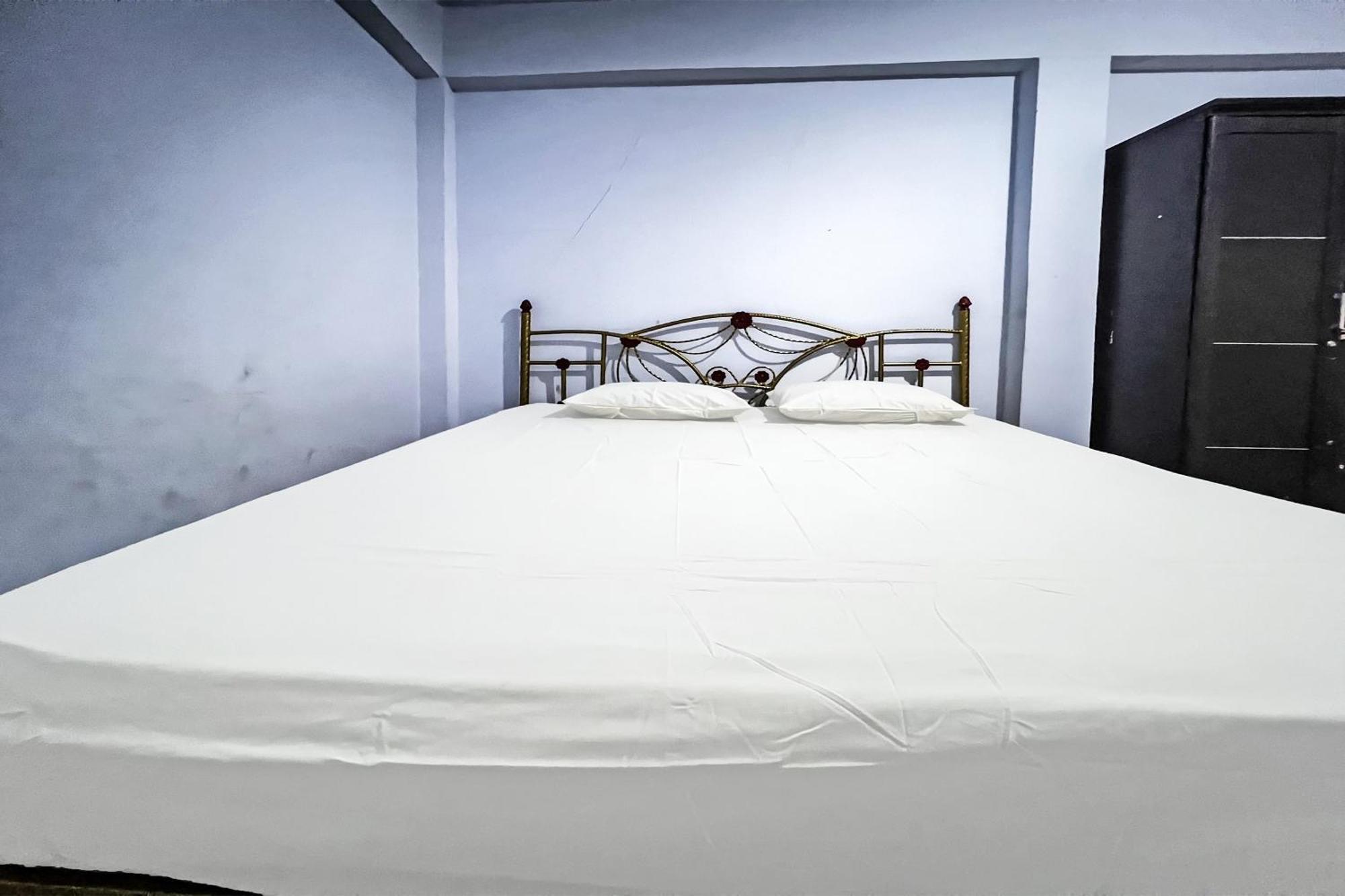 Oyo 91757 Surya Hotelneartaman Anggrek Pkk Watansoppeng Lalabata Eksteriør billede