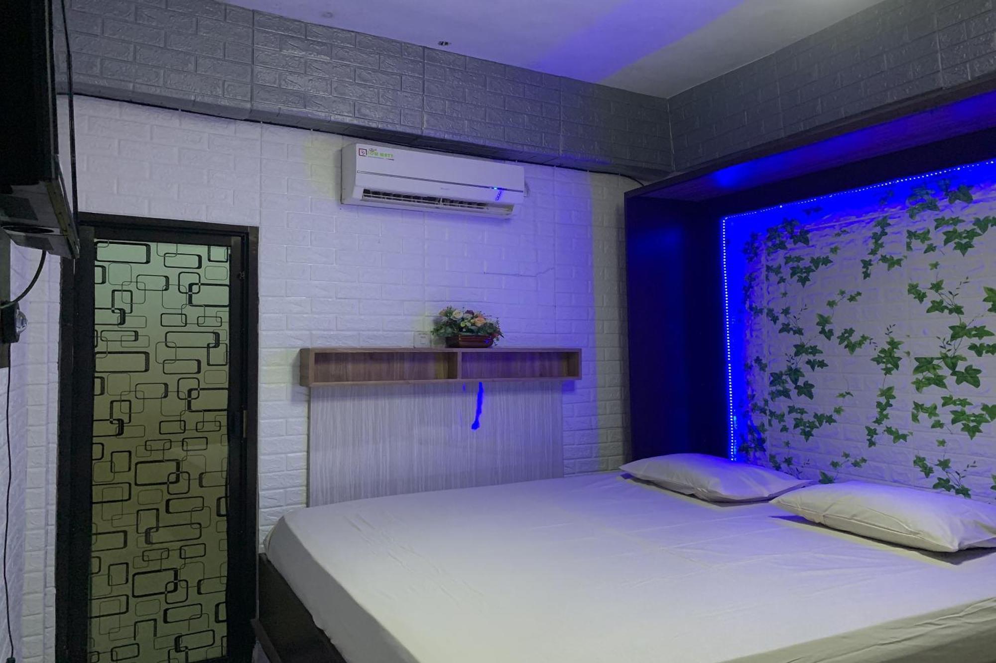 Oyo 91757 Surya Hotelneartaman Anggrek Pkk Watansoppeng Lalabata Eksteriør billede